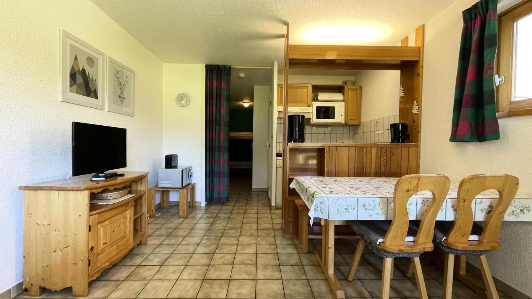 Apartment Residence Albaron - 3 Pieces Pour 6 Personnes Mae-4701 Bessans France